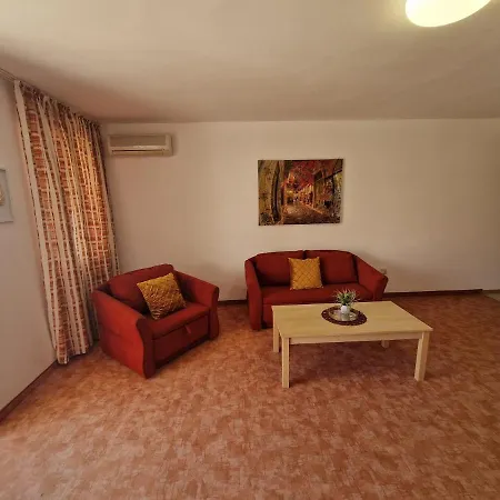 Sea View Apartment, Village, A2. * 拉夫达