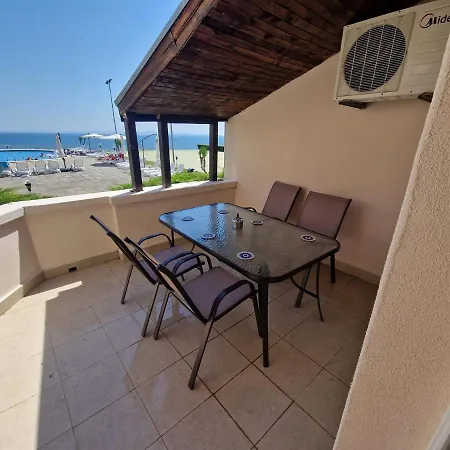 Sea View Apartment, Village, A2. شقة
